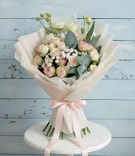 Букет цветов из:  Розы и Лизиантусы в Доргелях