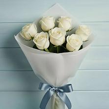 Букет 7 Белых роз Эдлесс Лав в Доргелях