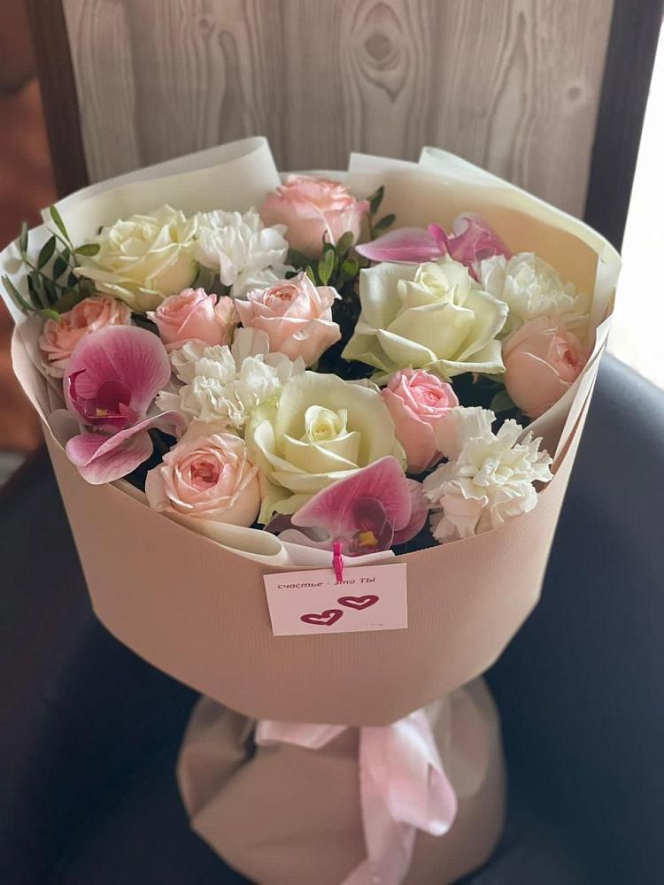 Букет цветов из: Орхидеи, Розы и Гвоздики в Доргелях