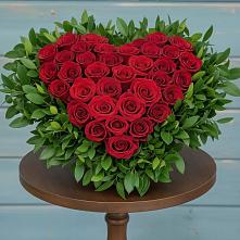 Цветочная композиция из Розы в виде сердца в Доргелях