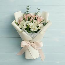 Букет цветов из:  Альстромерии в Доргелях