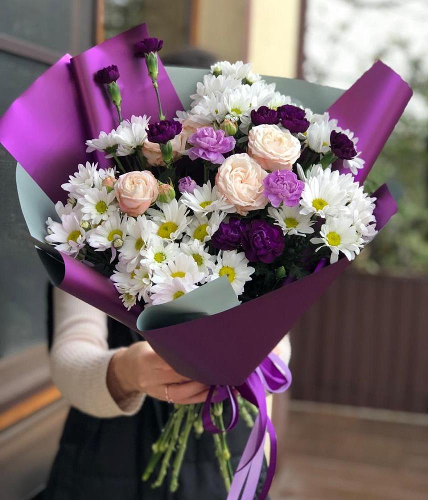 Букет цветов из: Хризантемы, Гвоздики и Розы в Доргелях