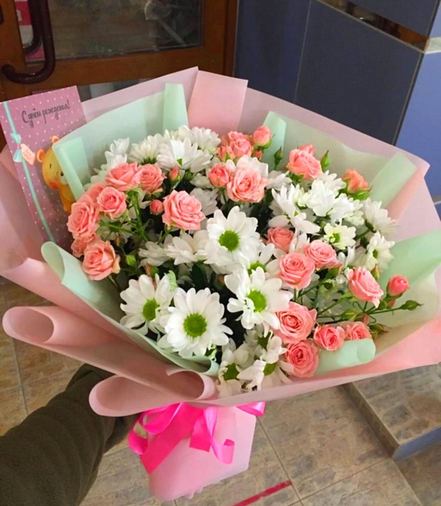 Букет цветов из: Розы и Хризантемы в Доргелях