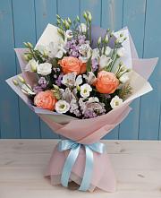 Букет цветов из:  Лизиантусы, Розы, Альстромерии и Гипсофила #REPLACE_PRED# Доргелях