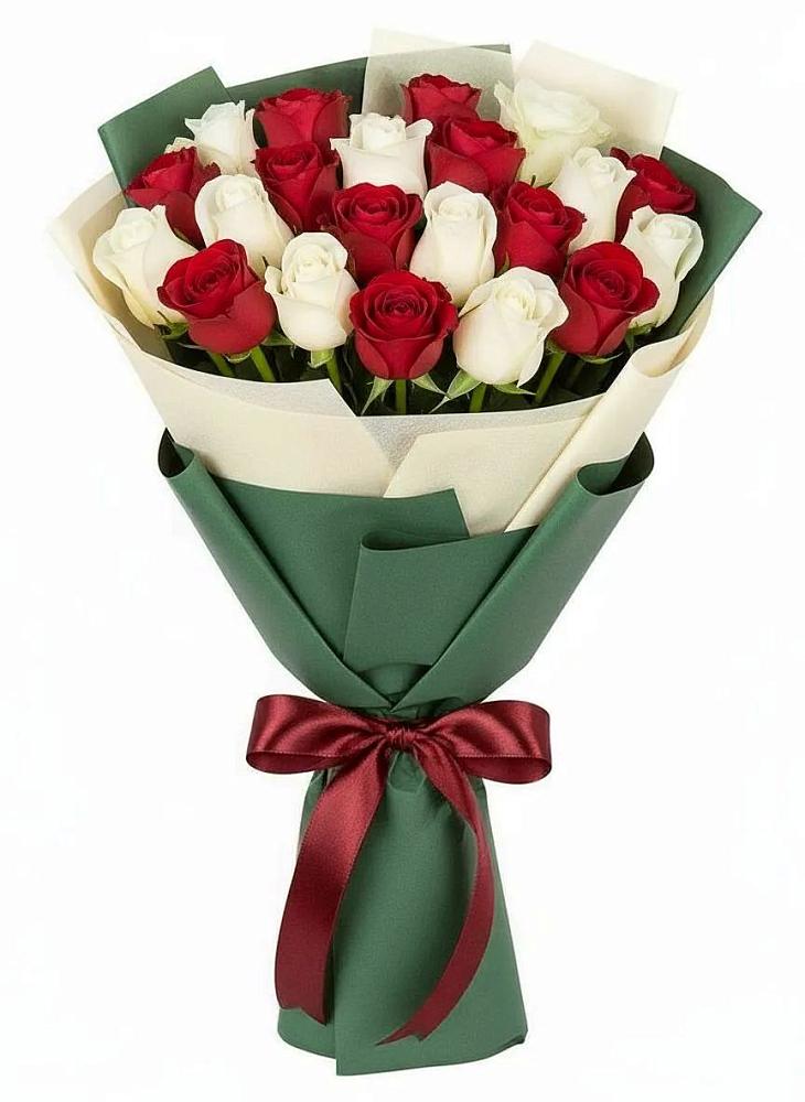 Букет Микс из красных и белых роз в Доргелях