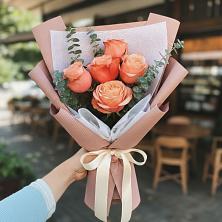 Букет цветов из:  Розы в Доргелях