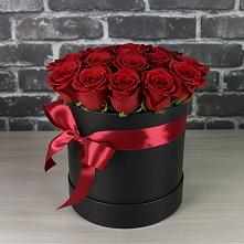 Цветочная композиция из Розы в шляпной коробке #REPLACE_PRED# Доргелях