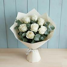 Букет Белые розы в Эвкалипте в Доргелях