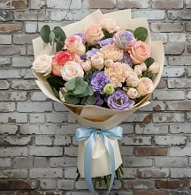 Букет цветов из:  Розы, Лизиантусы и Гвоздики в Доргелях