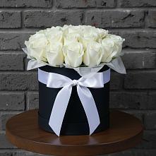 Цветочная композиция из Розы в шляпной коробке в Доргелях